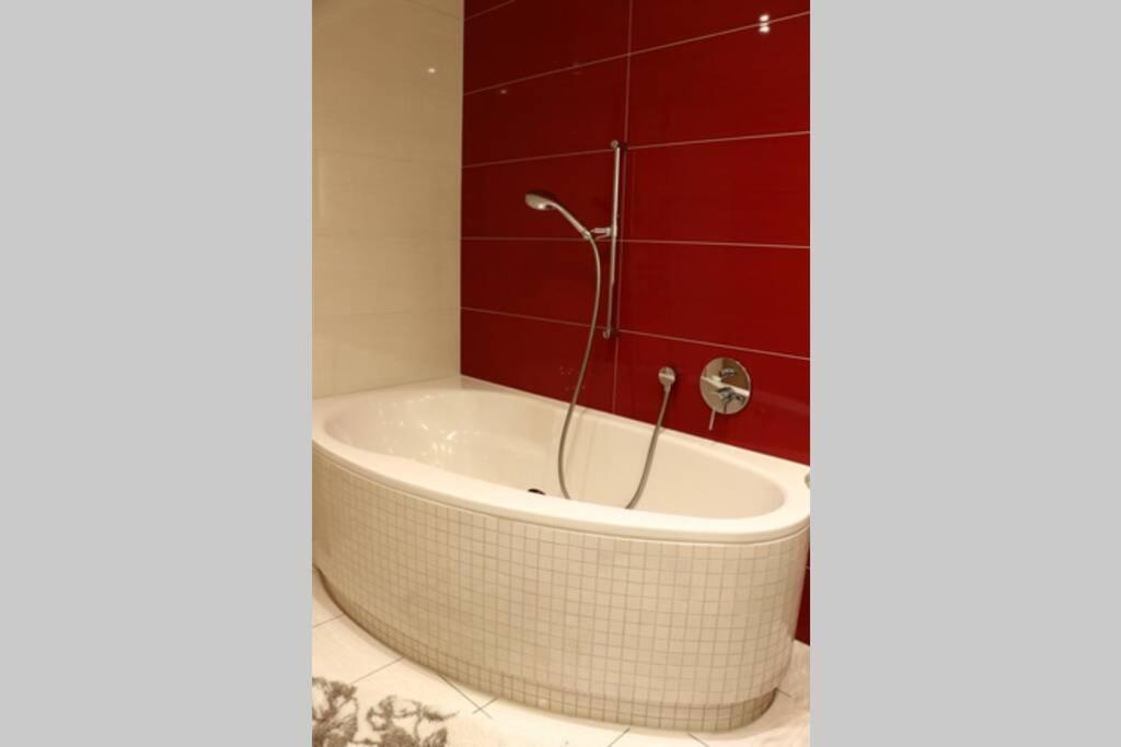 Apartment Montreux Center 5 Min From The Lake Buitenkant foto